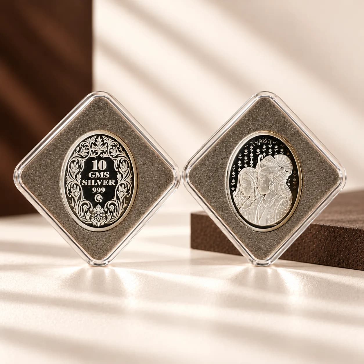 Verrah Wedding Couple Coin - Shaadi Shagun Gift